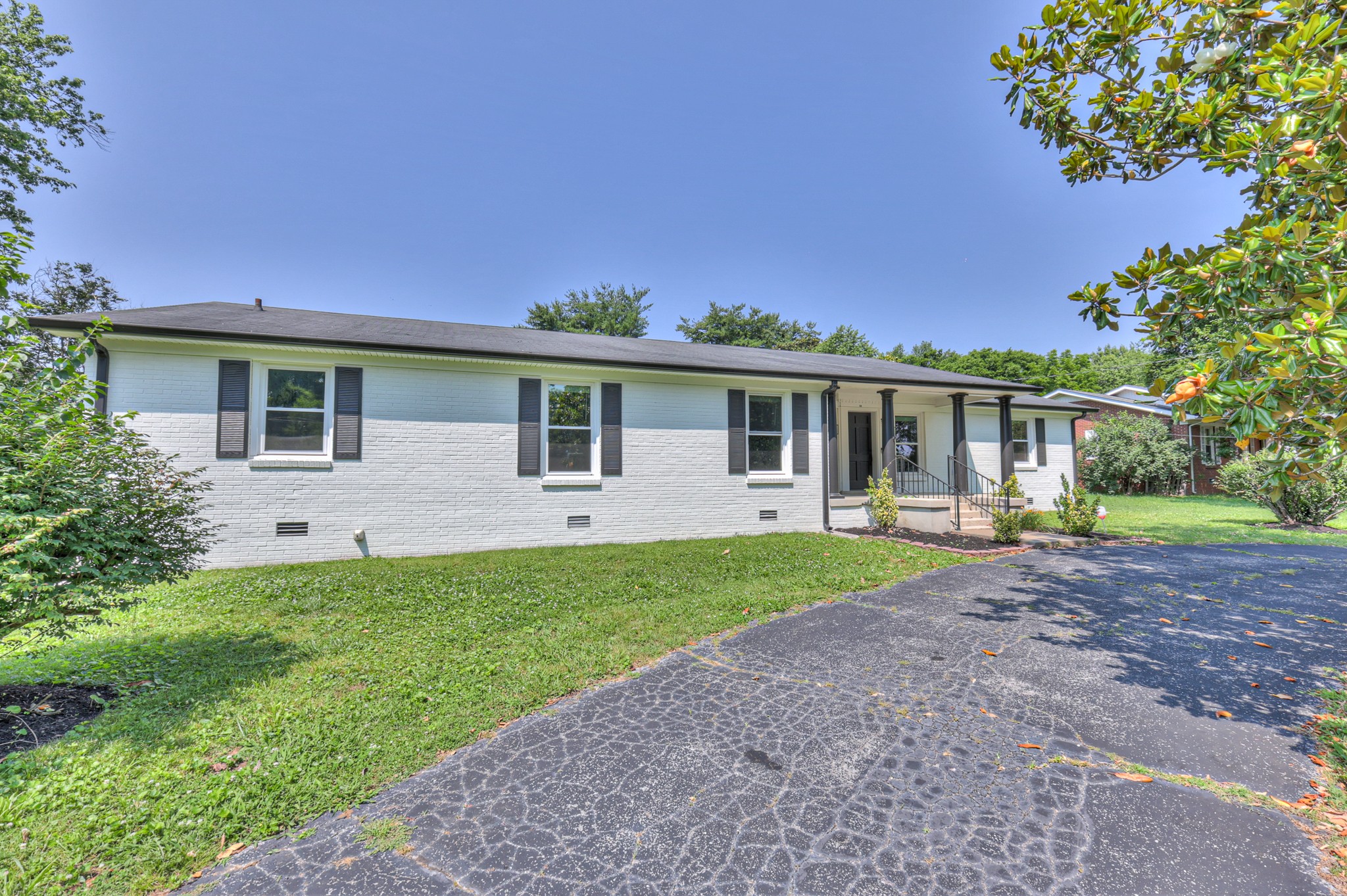 1126 Toddington Dr