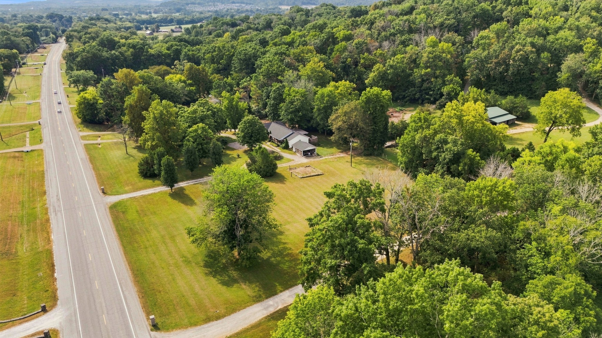 3727 New Highway 96 W