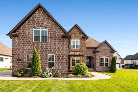 7309 Pembrooke Farms Dr Murfreesboro TN 37129