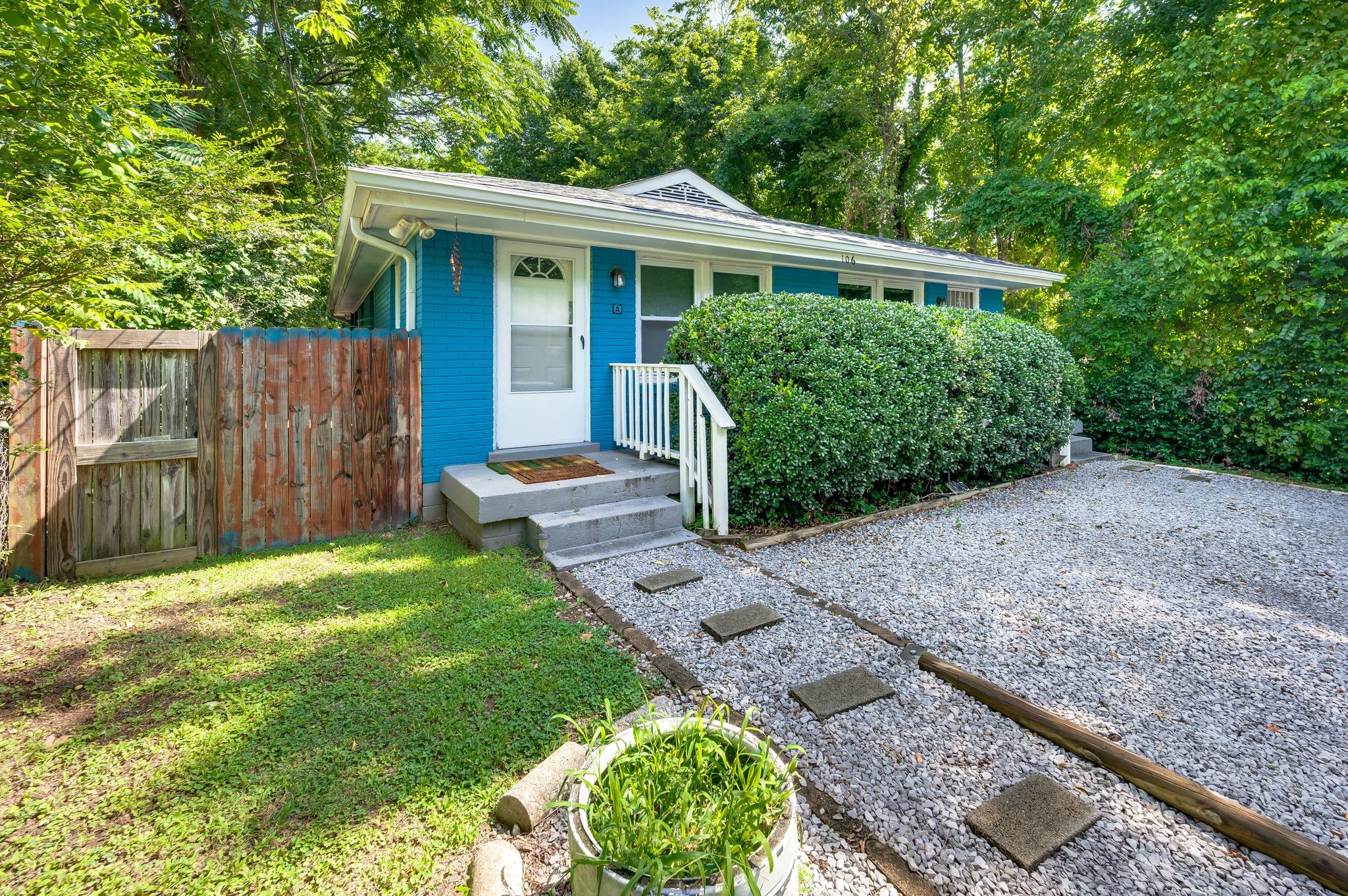 106 McKennell Dr