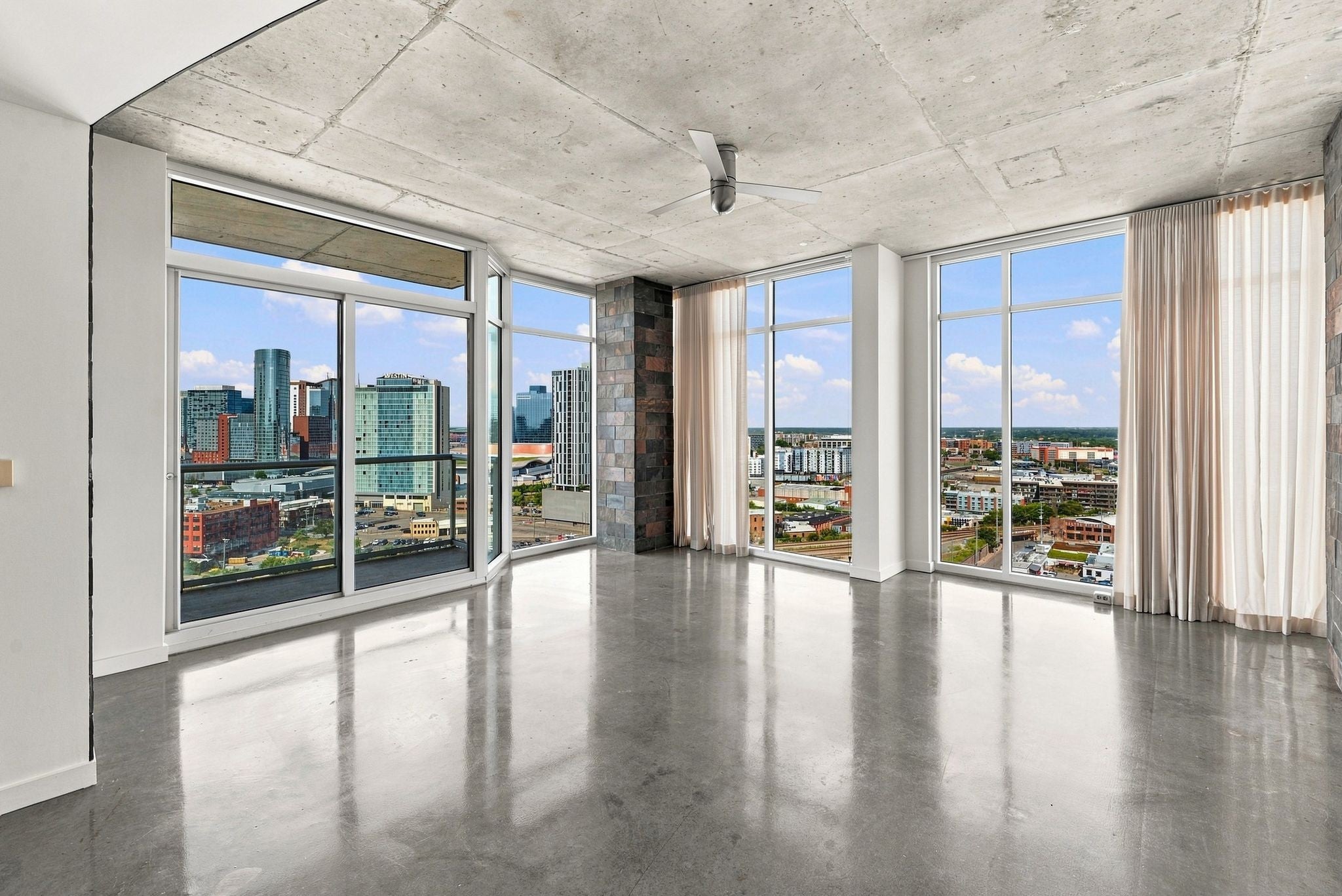 2.0-bed rental at 600 12th Ave S 1915