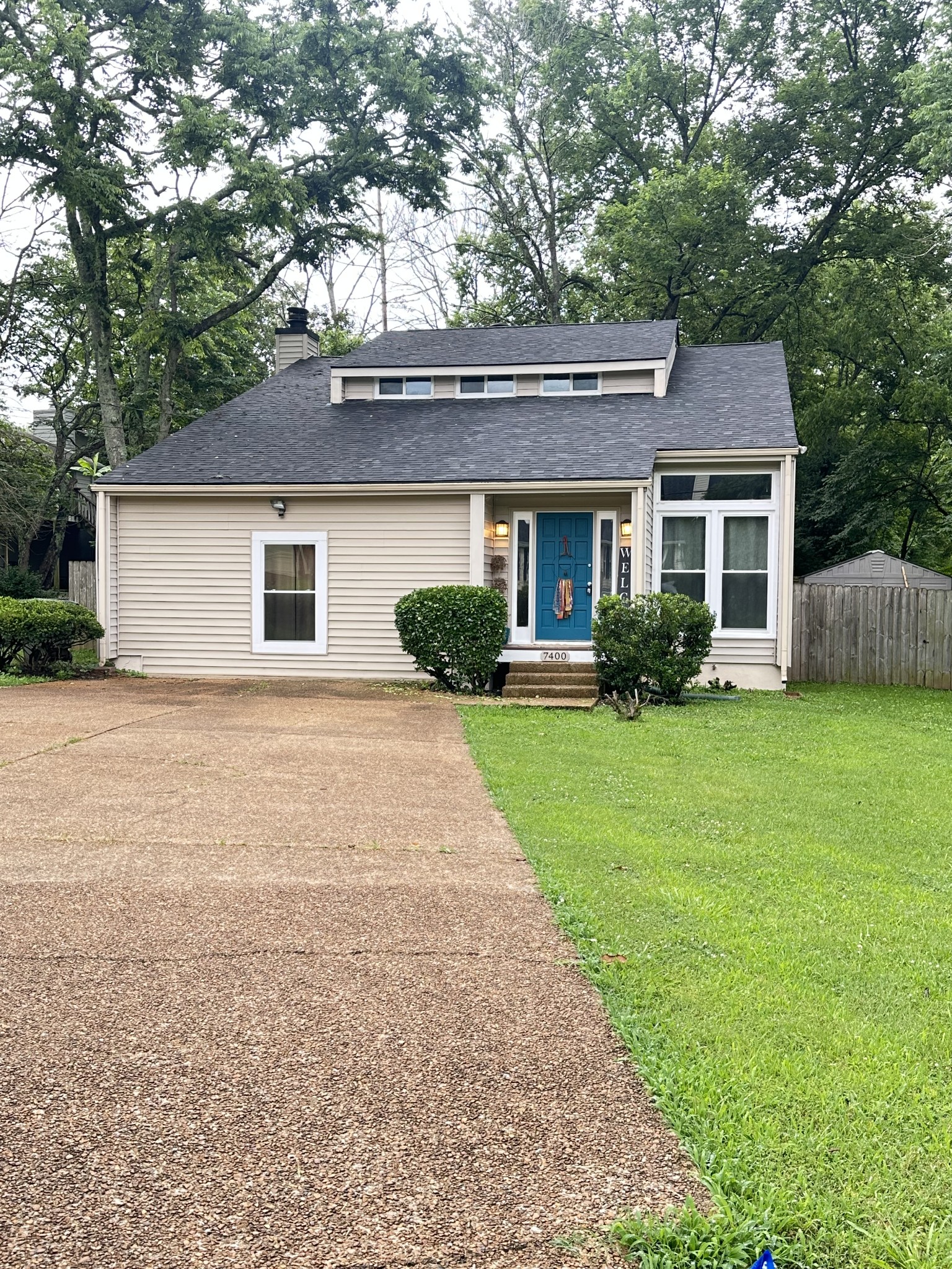 7400 Rolling River Pkwy