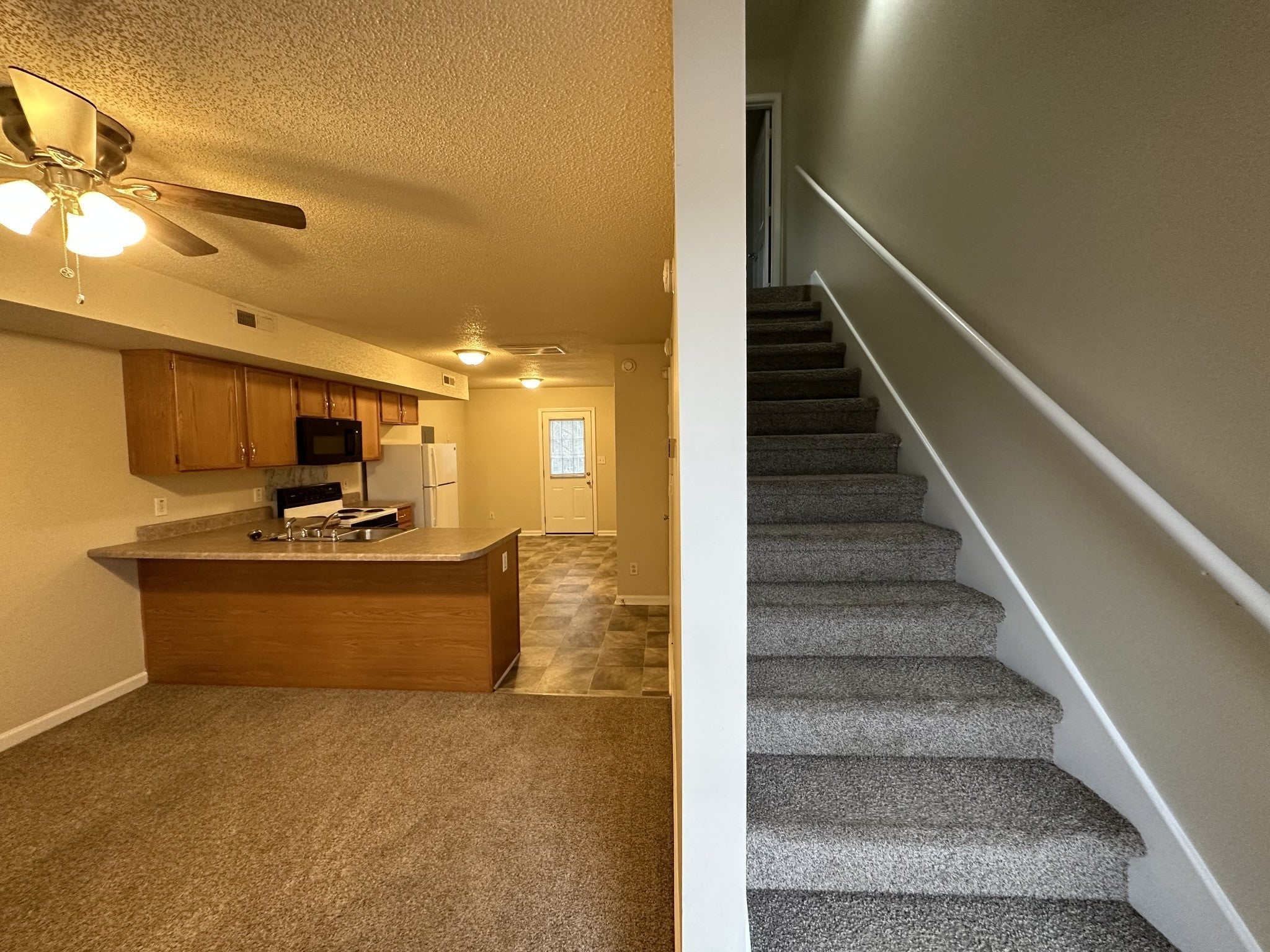 3822 Jockey Drive B