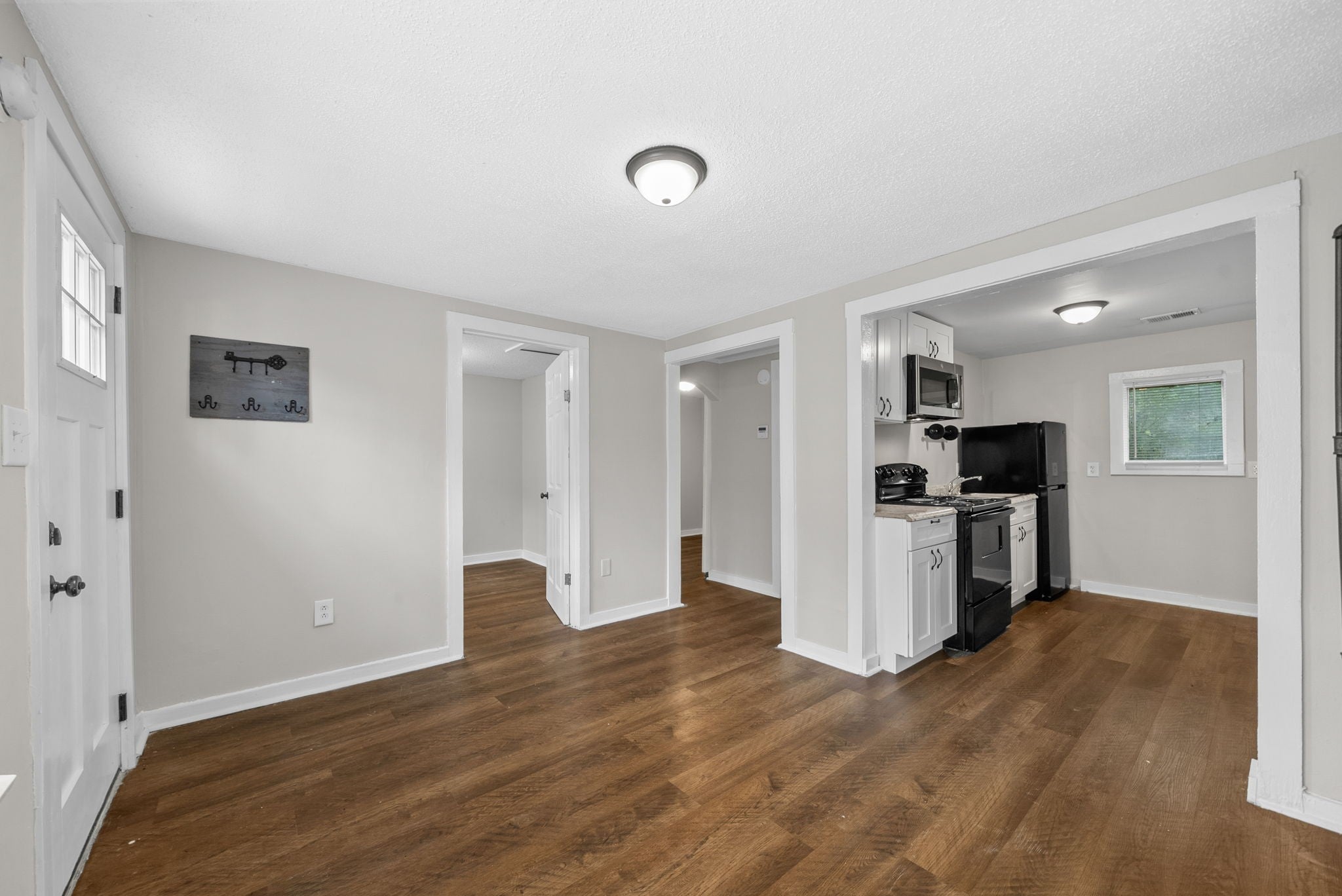 718 Central Ave 1/2