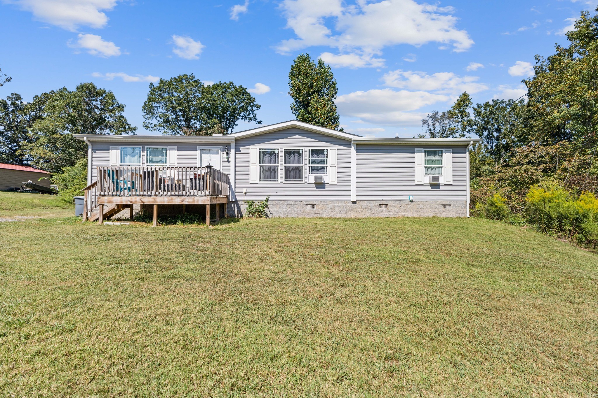 1019 Dogwood Ln