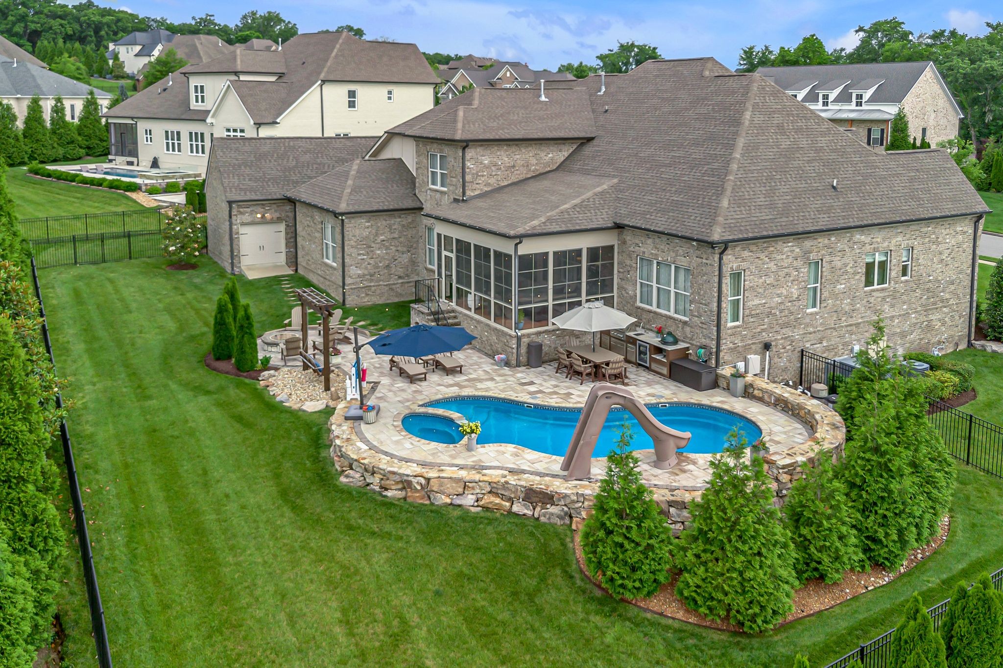 310 Conoga Dr