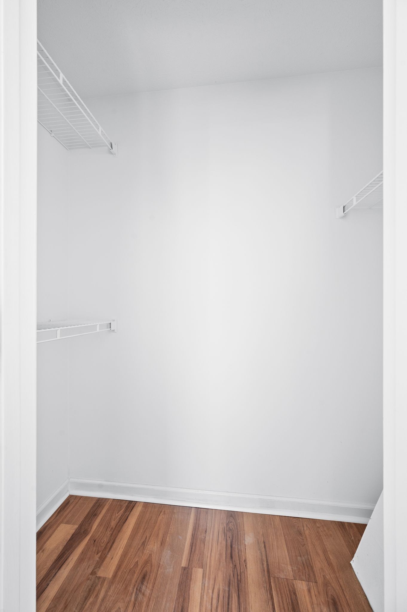 Hendersonville, Tennessee 37075, United States, 3 Bedrooms Bedrooms, ,2 BathroomsBathrooms,Residential,Active,6144