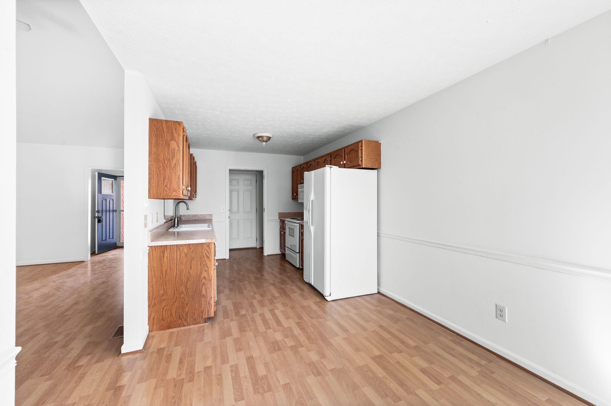 Hendersonville, Tennessee 37075, United States, 3 Bedrooms Bedrooms, ,2 BathroomsBathrooms,Residential,Active,6144