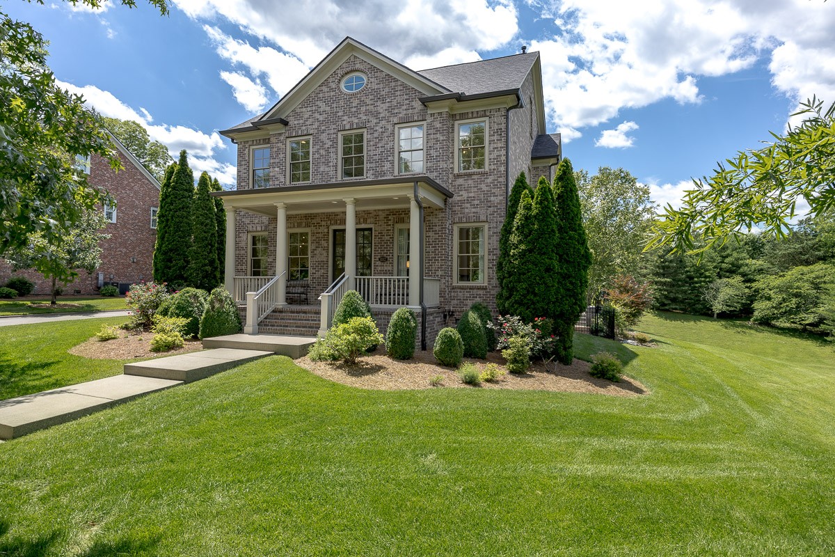 1012 Berkley Dr