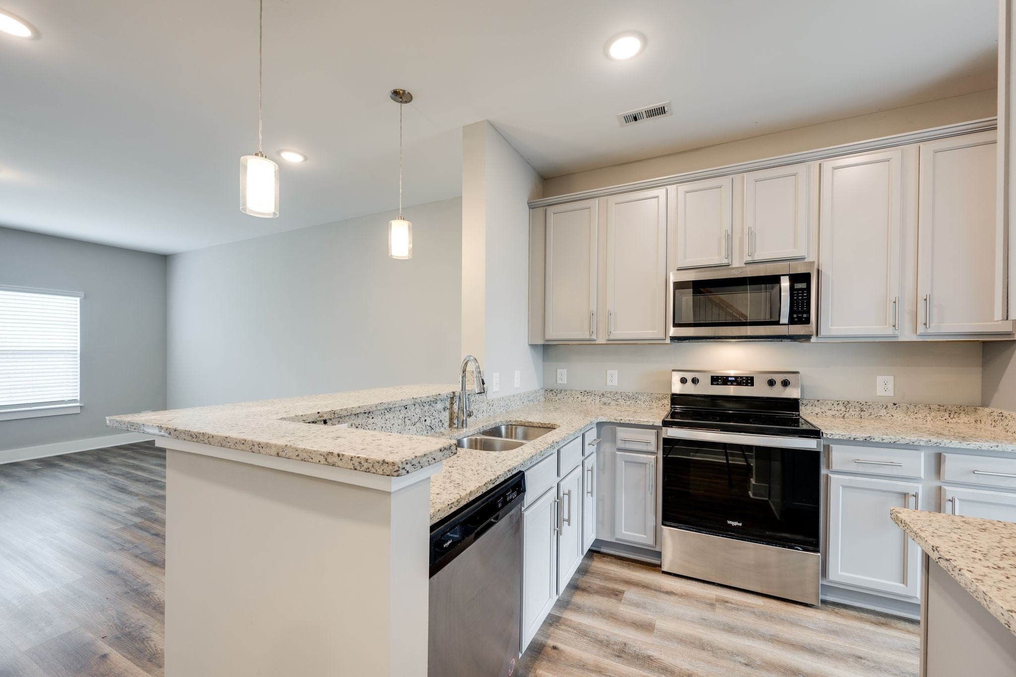 203 E Forge Ct