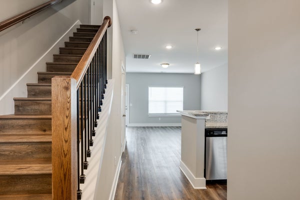 203 E FORGE CT, WHITE BLUFF, TN 37187 - Image 2dc77087930be07f7d4adbe86b1a6c8f/275767458