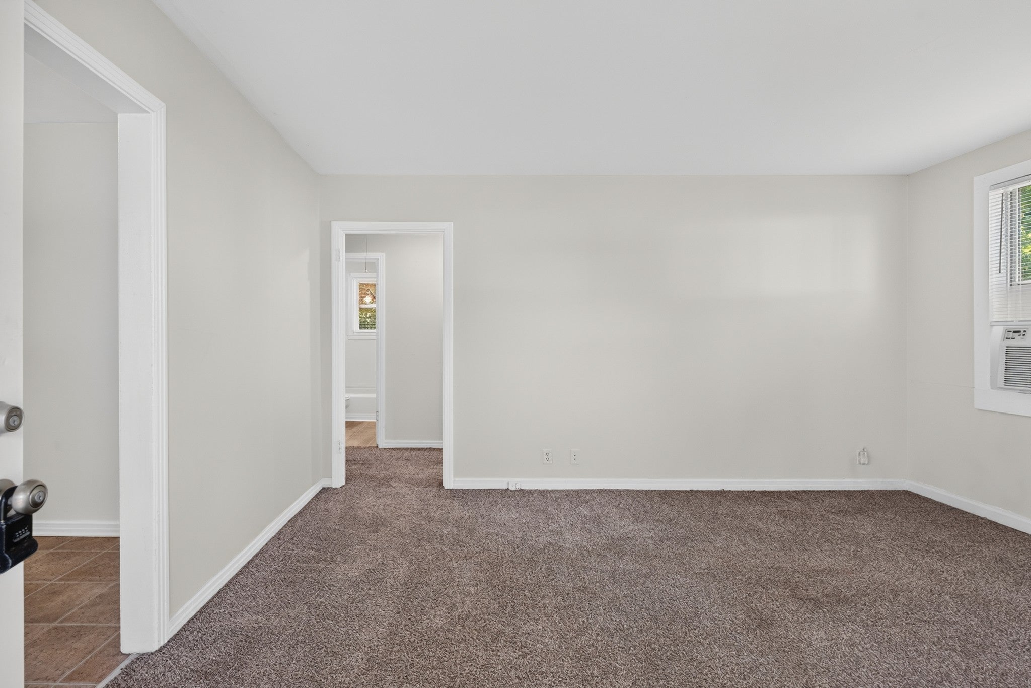 1224 Greenfield Dr