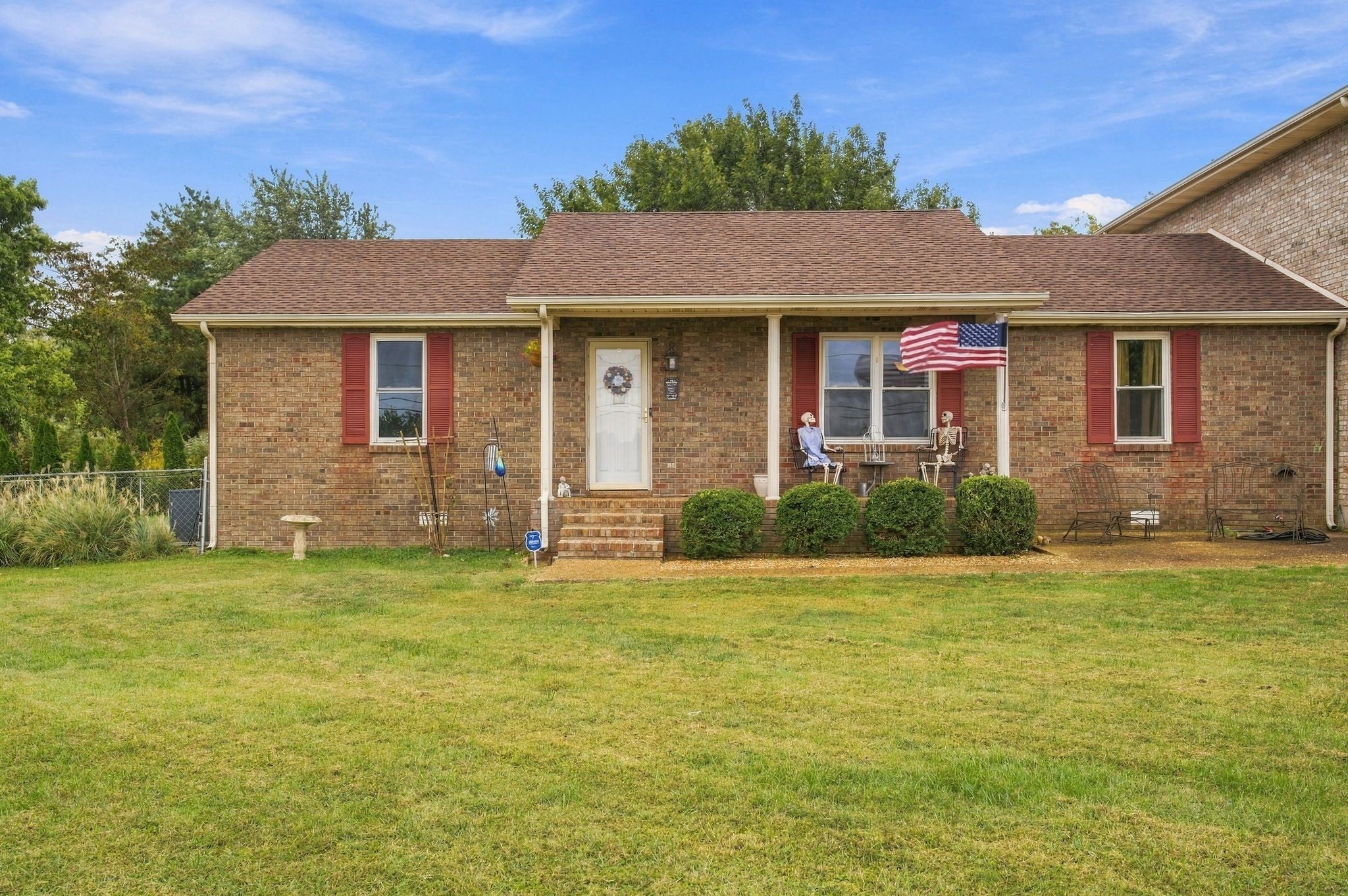 103 Staggs Dr