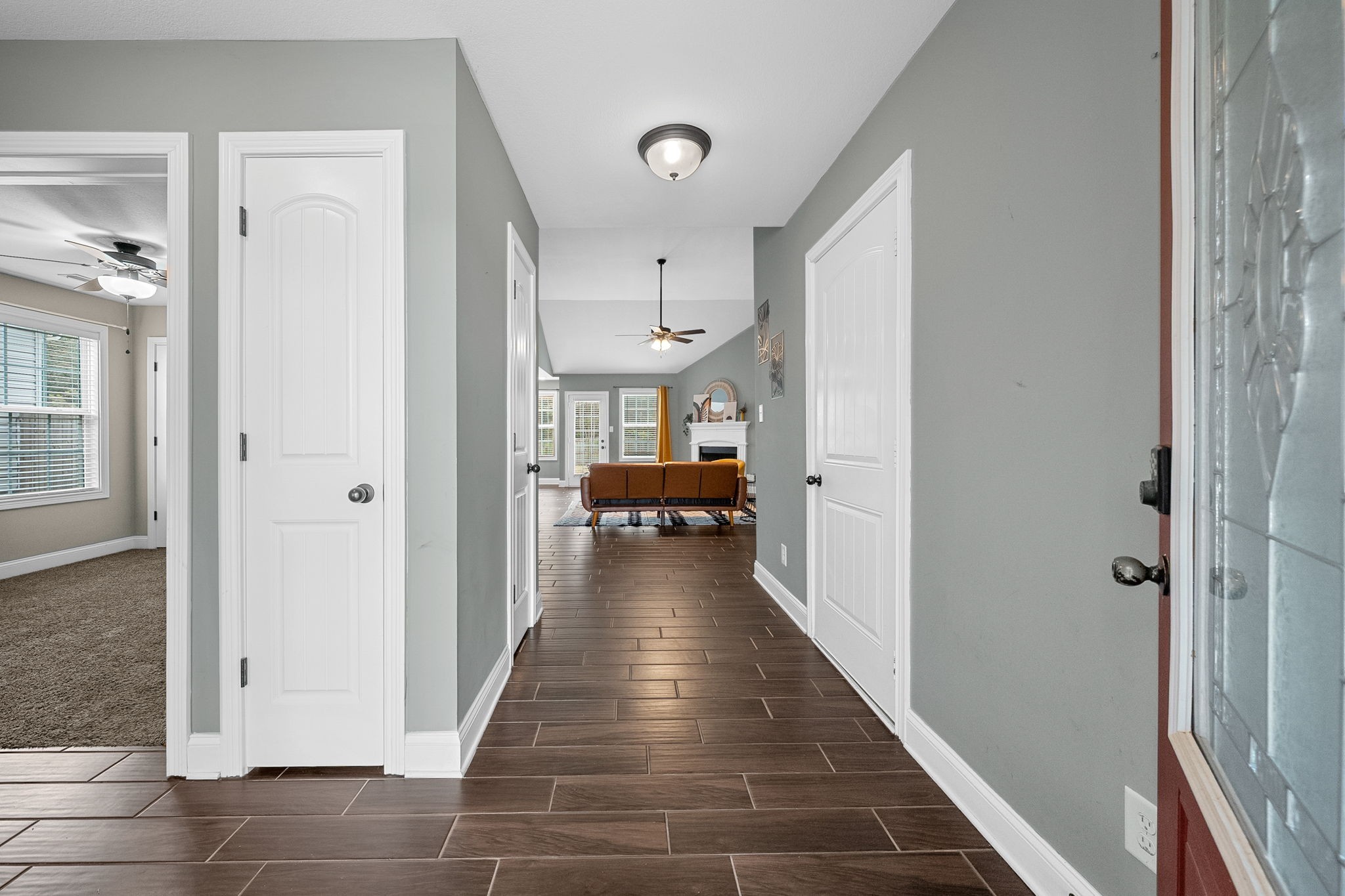 1926 Jackie Lorraine Dr