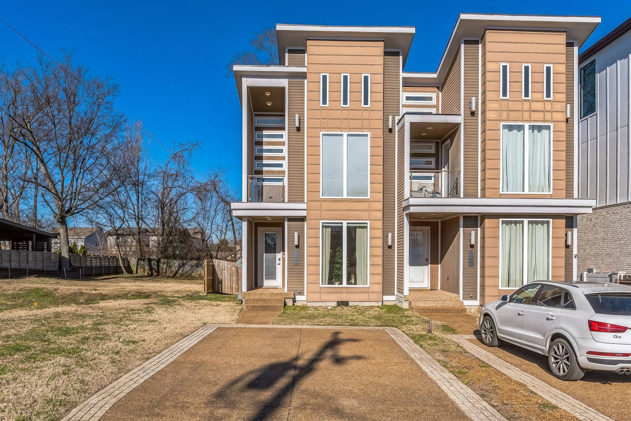 610B Moore Ave - Photo 2