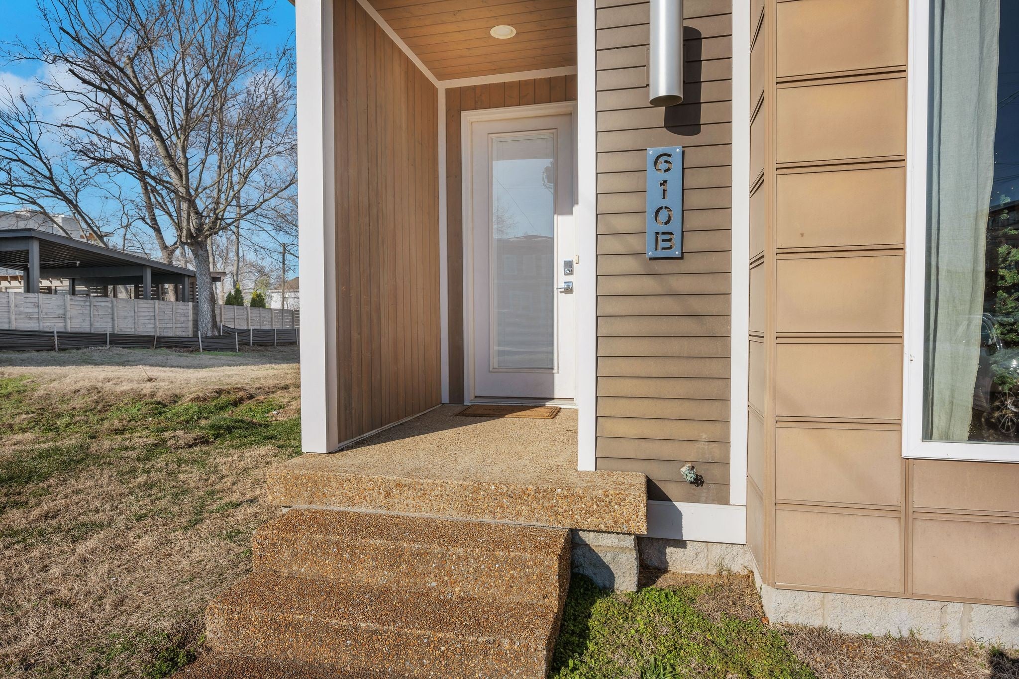 610B Moore Ave - Photo 3