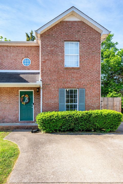 1414 Middleborough Ct Murfreesboro TN 37130