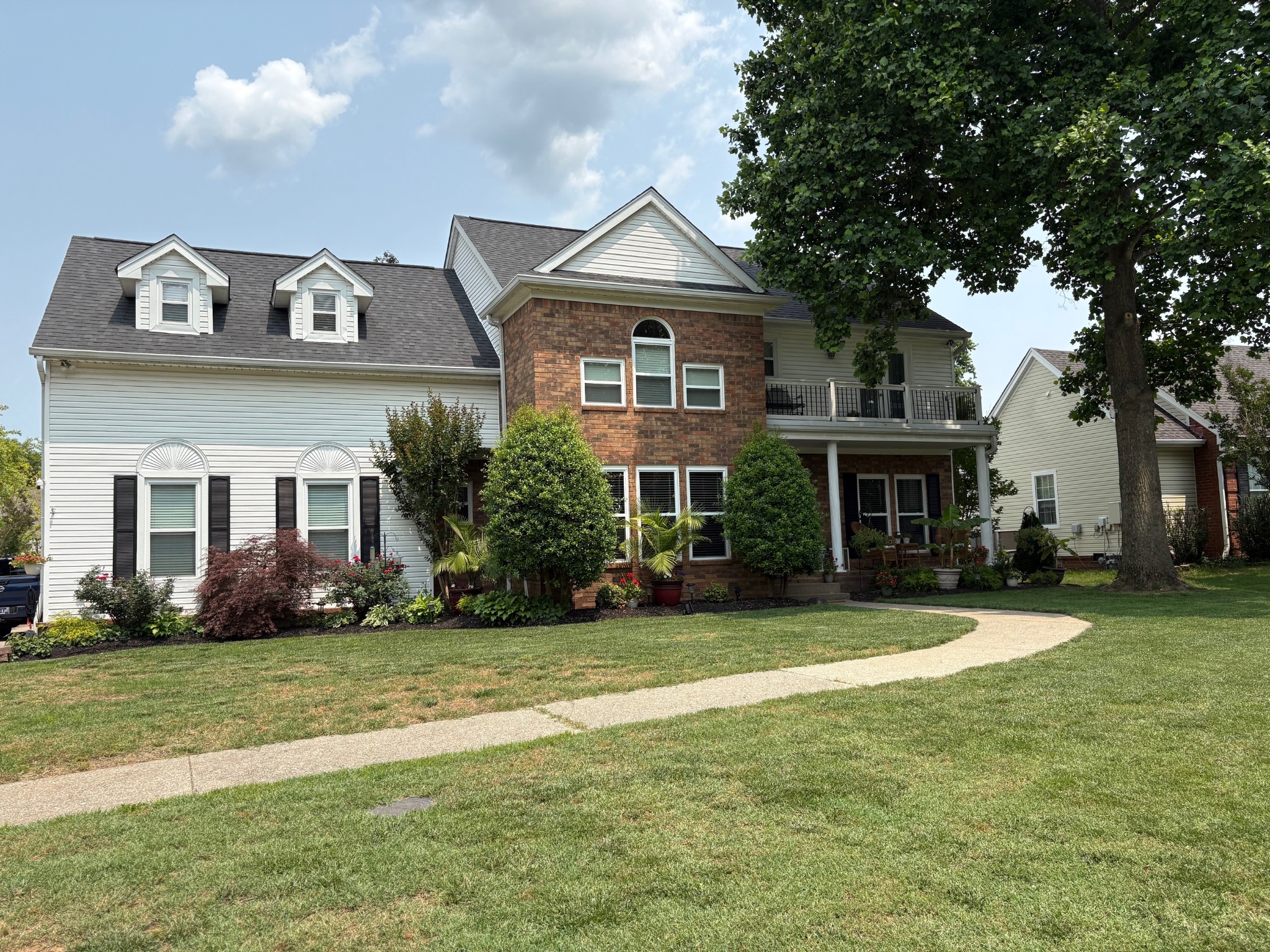 4805 Morgan Dr