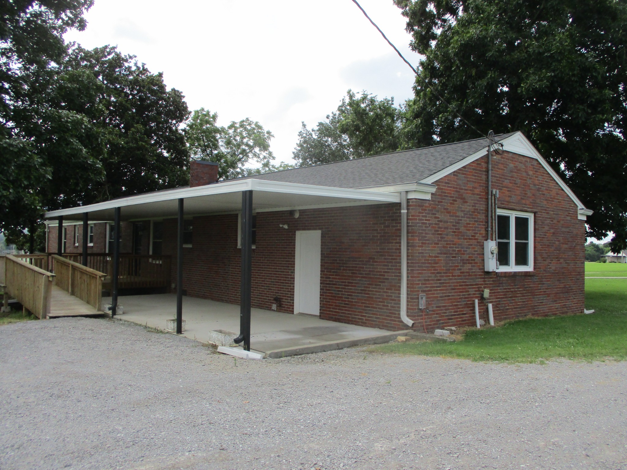 667 Eastover Rd