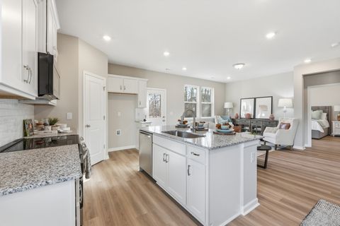 28 Aurora Cir Fayetteville TN 37334