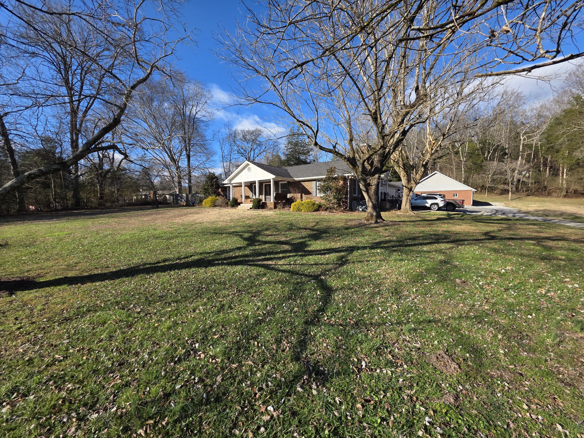 811 Hogans Branch Rd