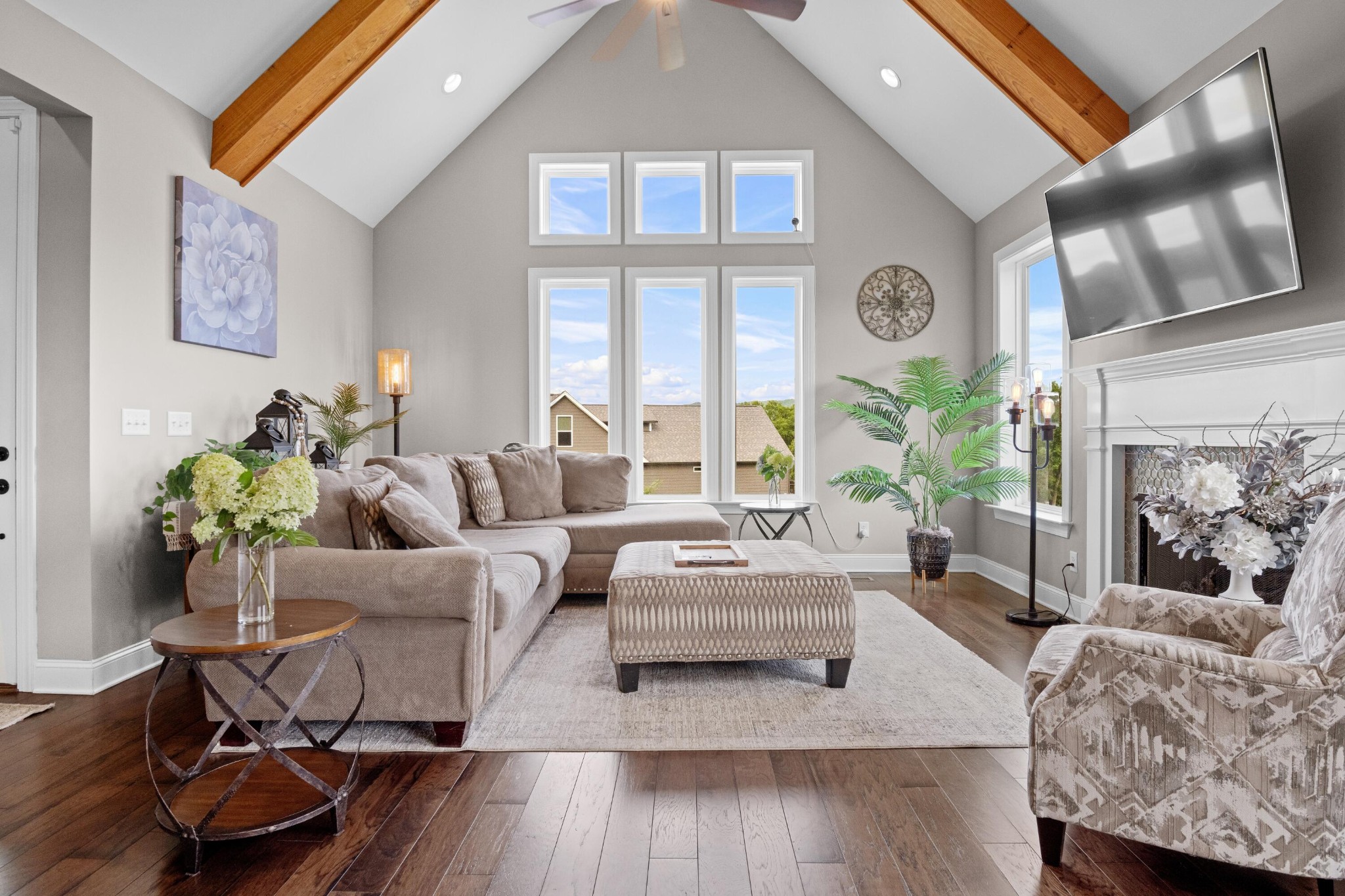 7468 Crowes Nest Drive