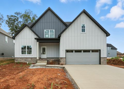 1758 Oak Forest Dr Clarksville TN 37043