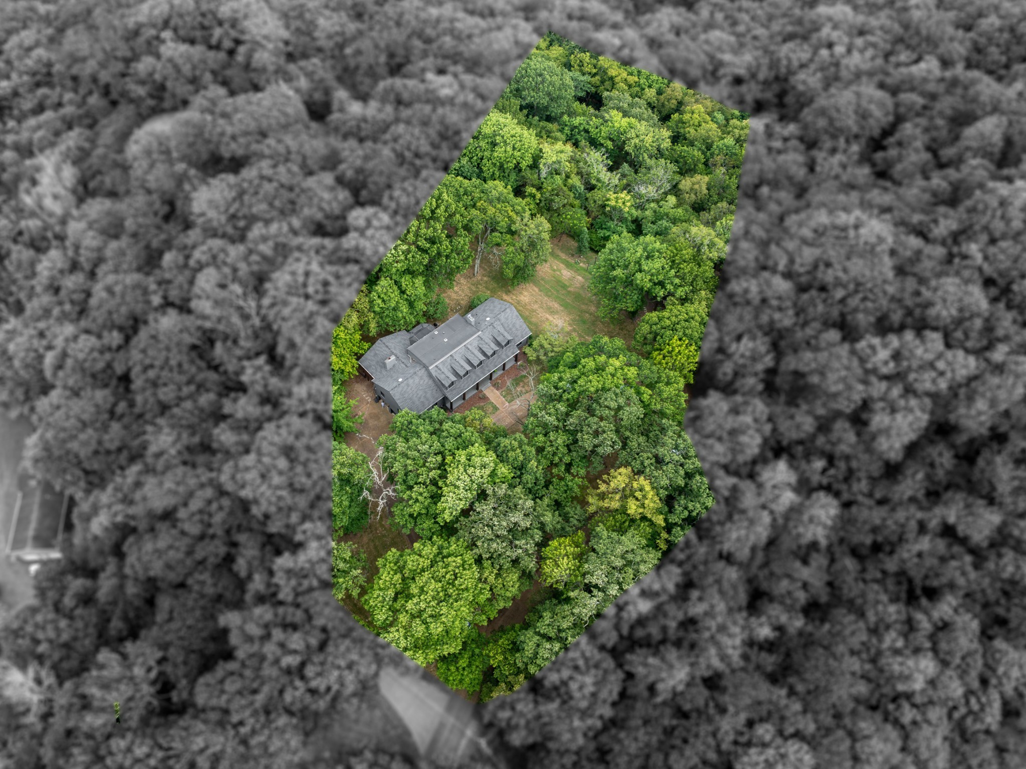 1301 Saxon Dr