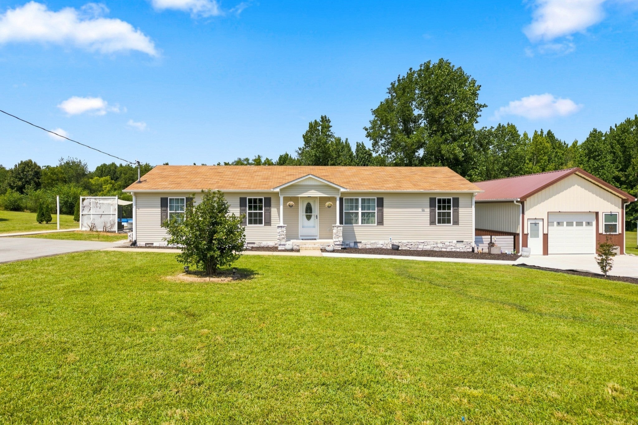 870 Newt Vanattia Rd