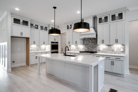 7233 Richvale Drive W Fairview TN 37062