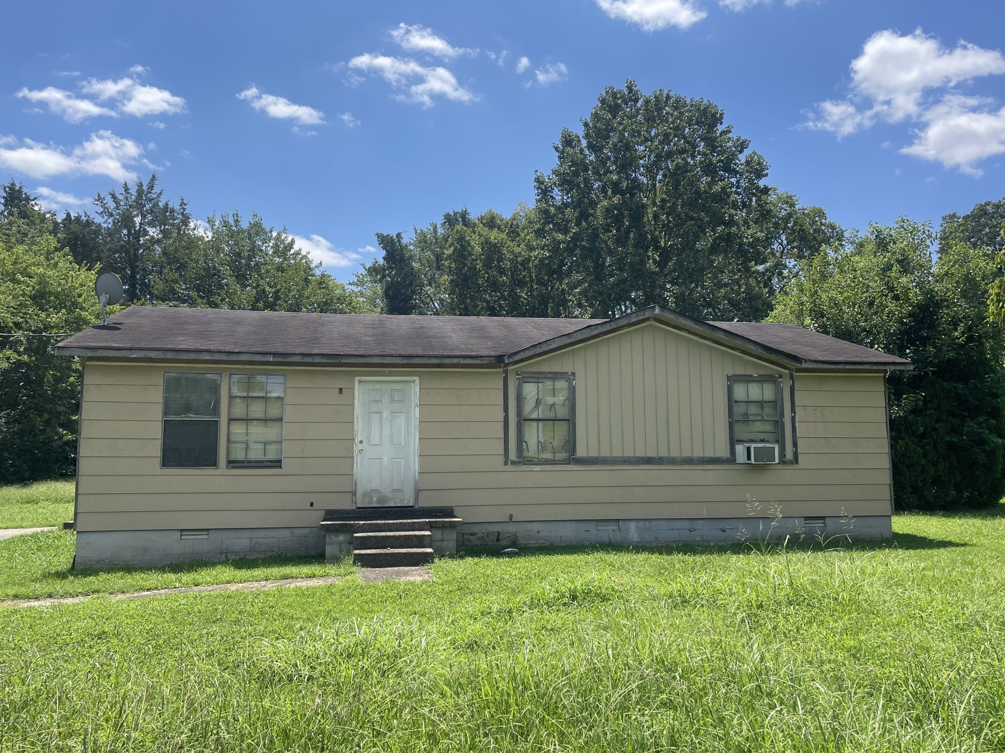 2241 Dominion Dr