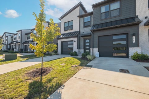 Photo of 2037 Walnut Ln, Gallatin, TN 37066 (MLS # 3527618)