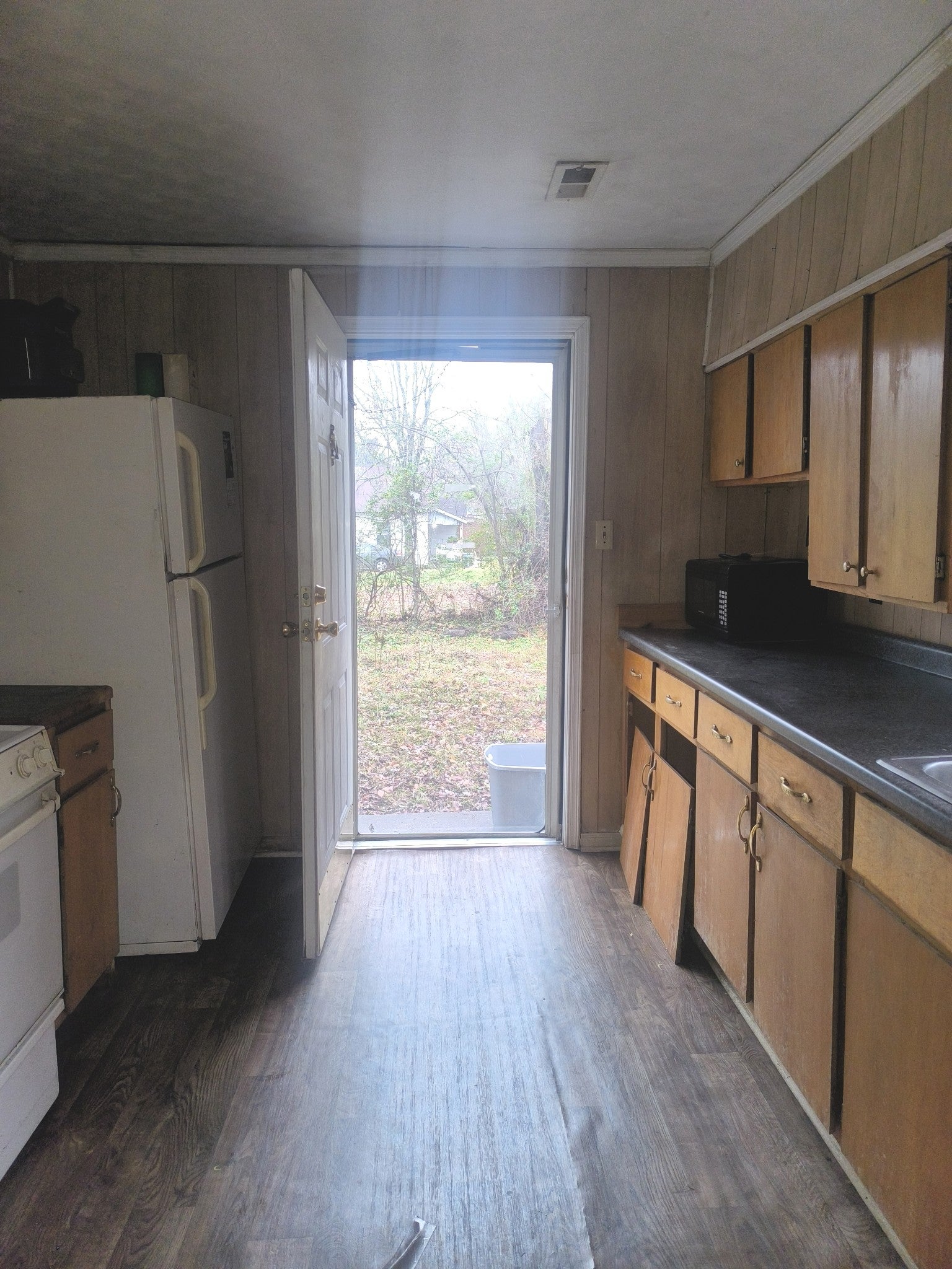 529 Thomas Ave