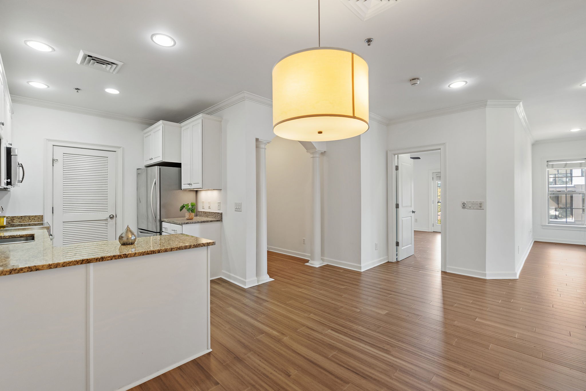 1010 16th Ave S 301