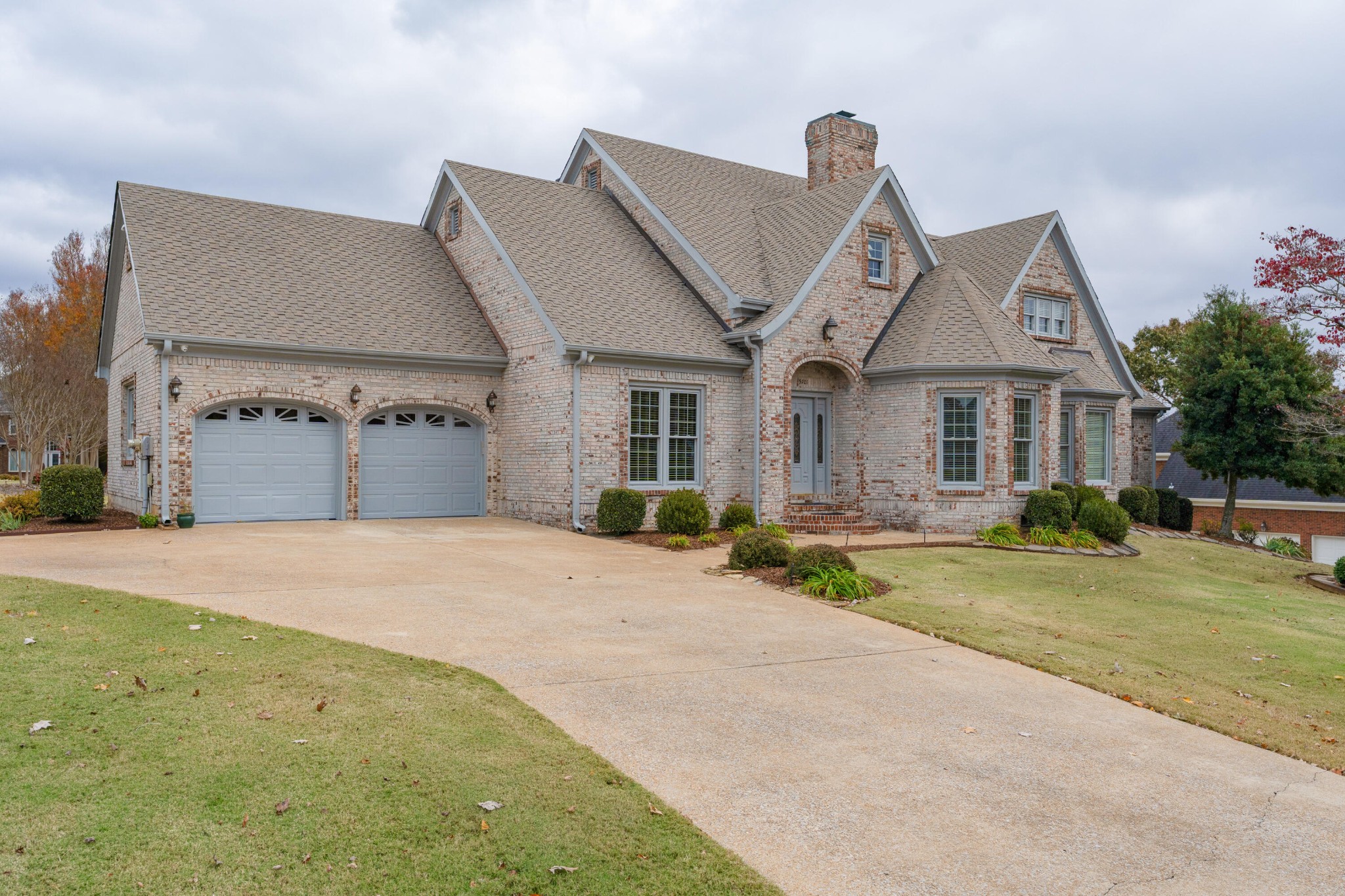 5701 Topsail Greens Drive