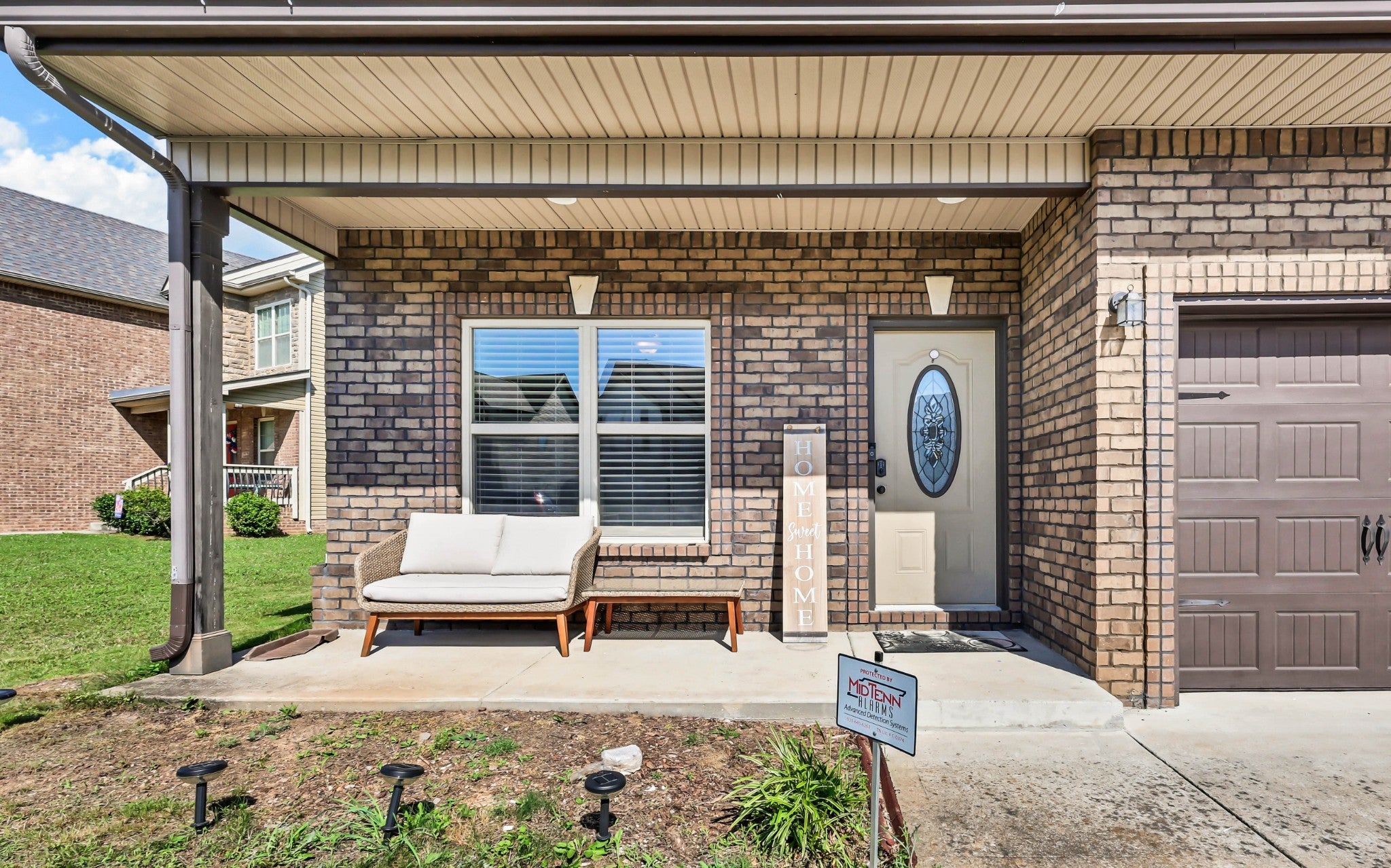 925 Tanager Ct