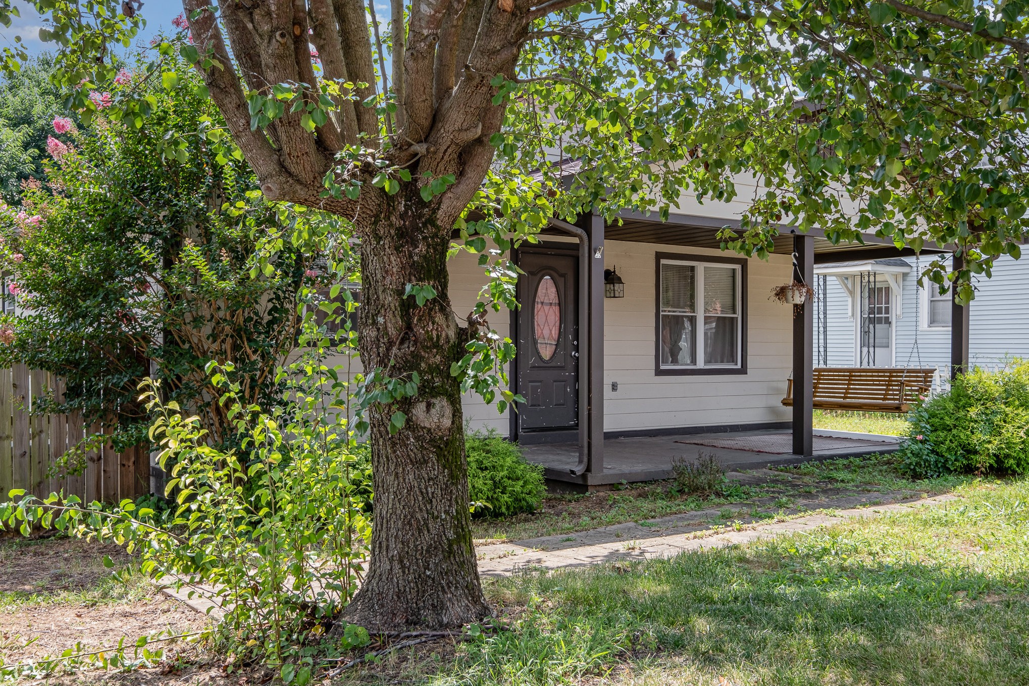 106 Jordan Ave