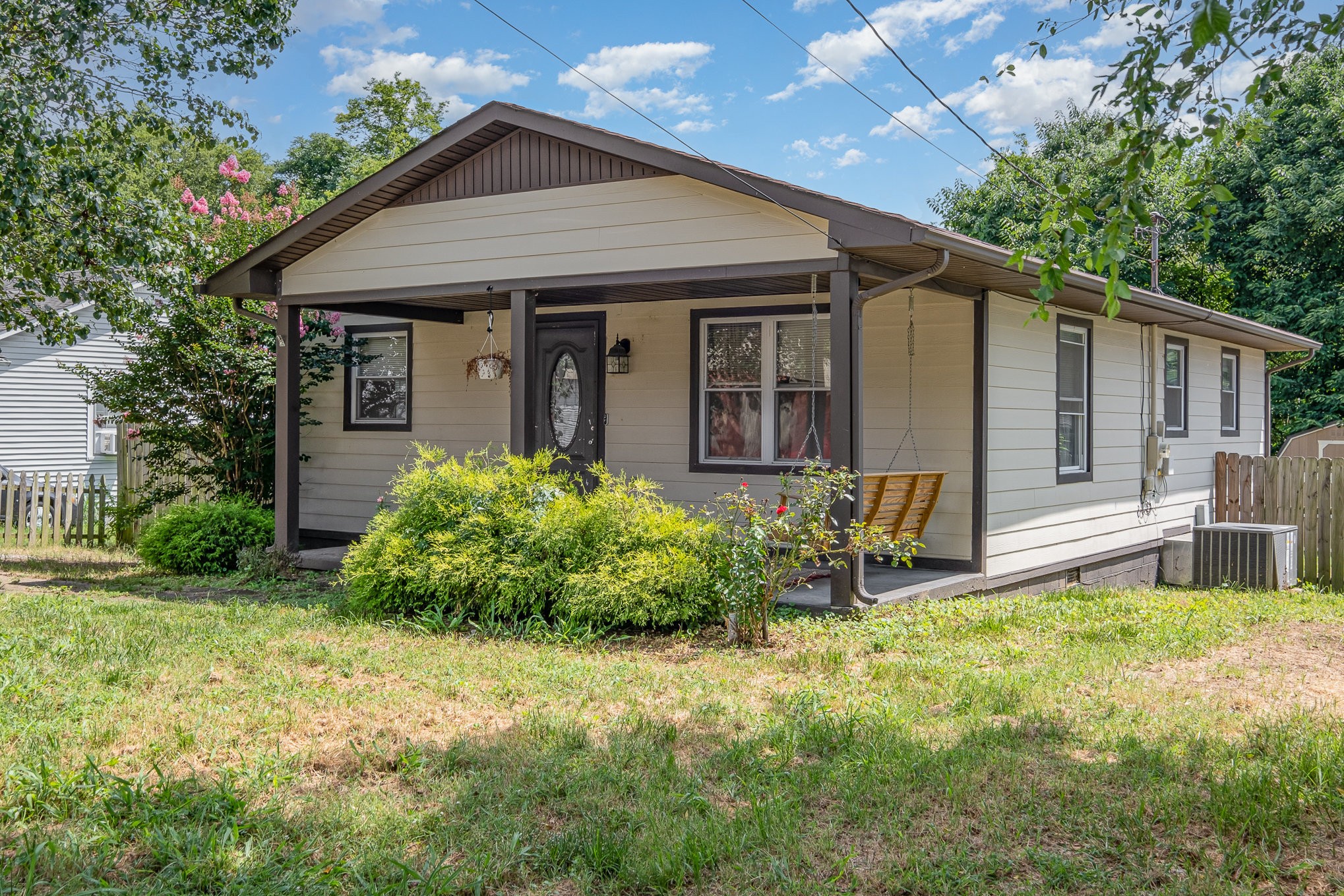 106 Jordan Ave