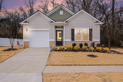 510 Hutton Dr Columbia TN 38401