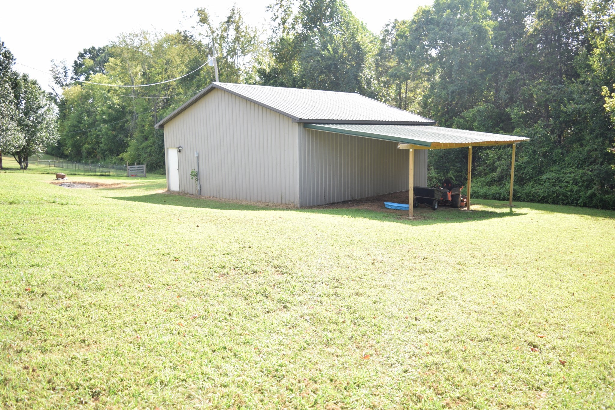 2467 Outlaw Rd