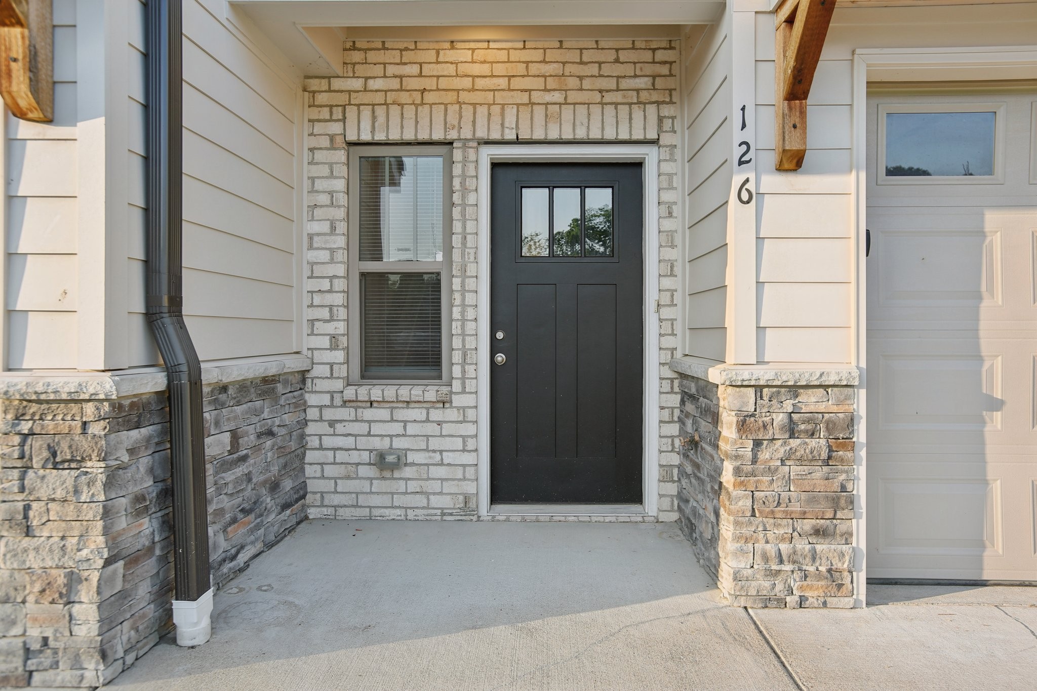 126 Hartsville Ct