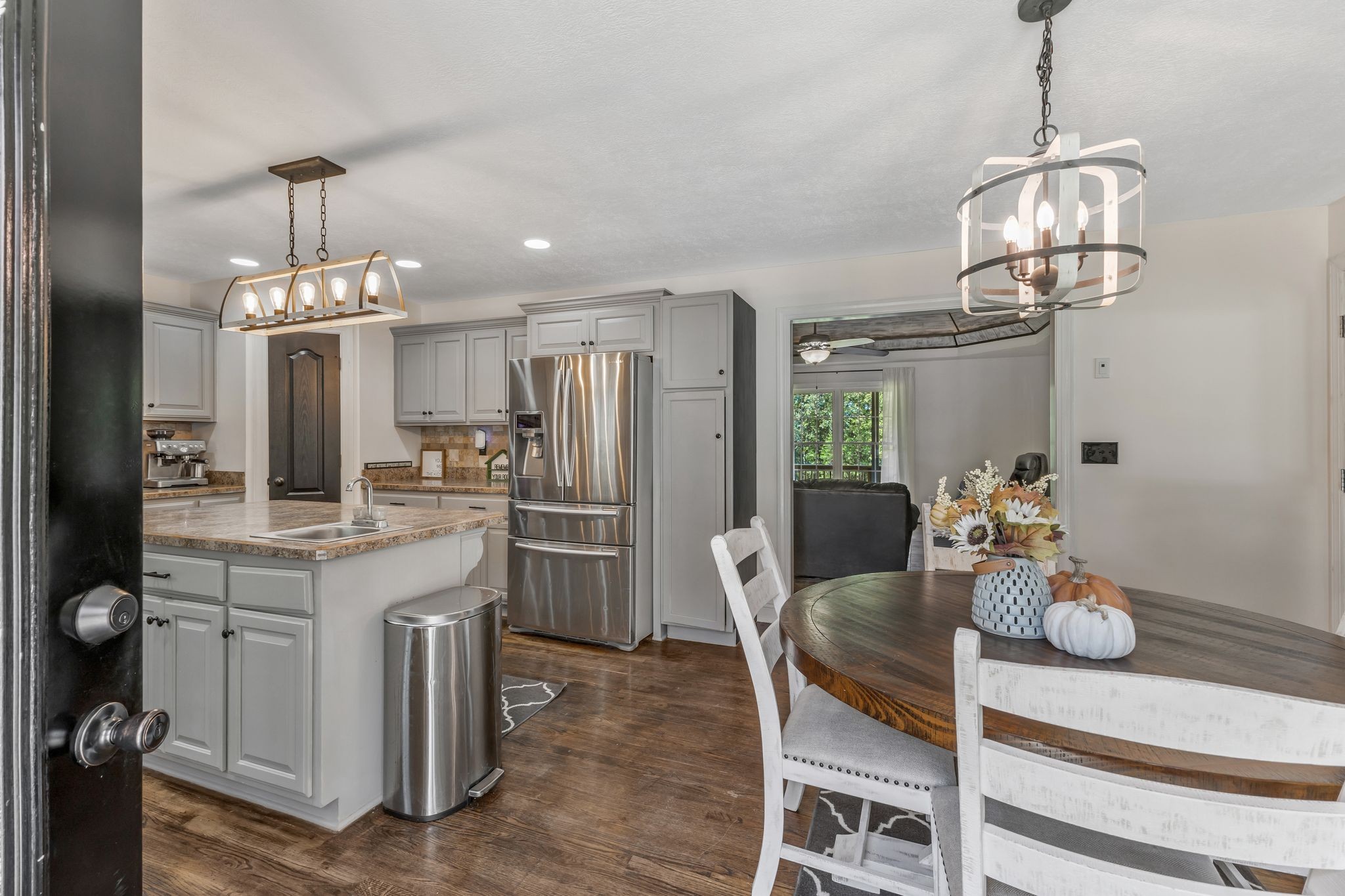 1745 Ennis Branch Rd