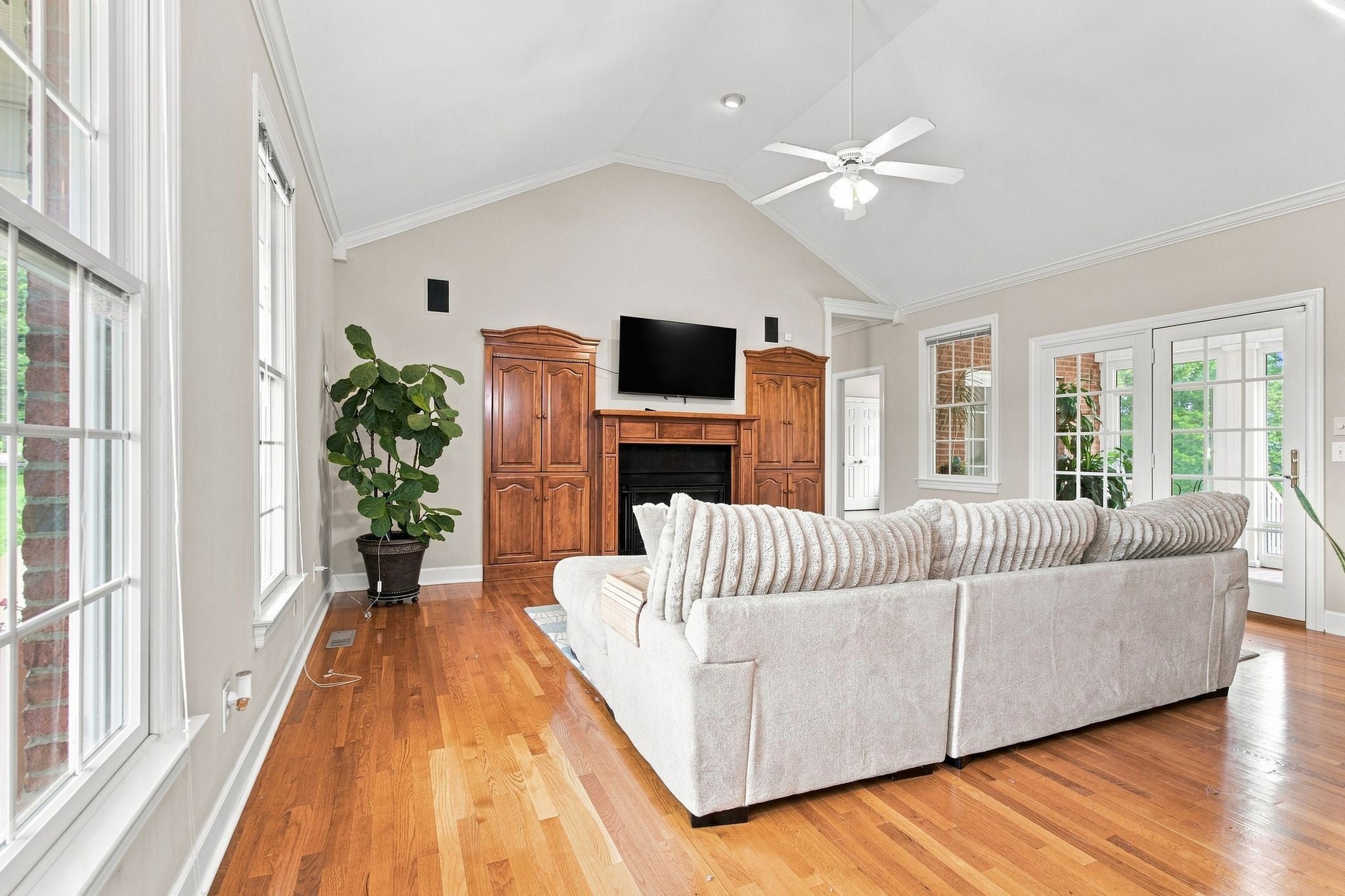 131 Maple Dr