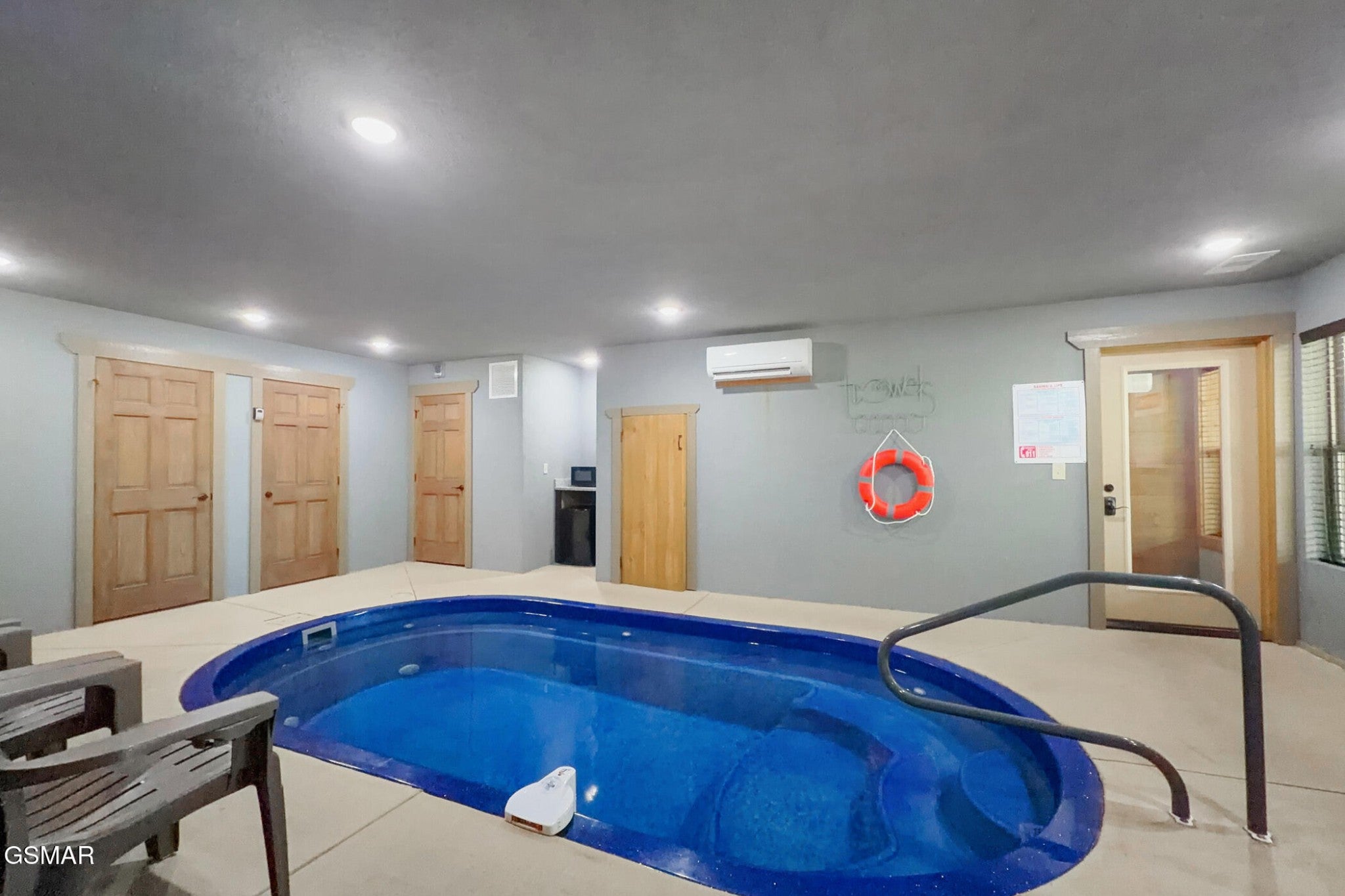906 Whittlers Way