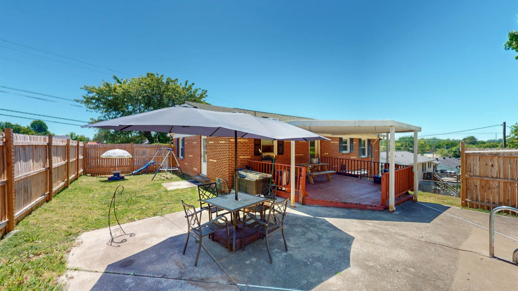 128 Jefferson Ave W