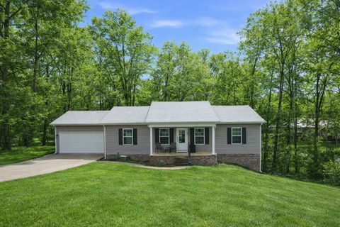 77 Larkspur Ct Tullahoma TN 37388