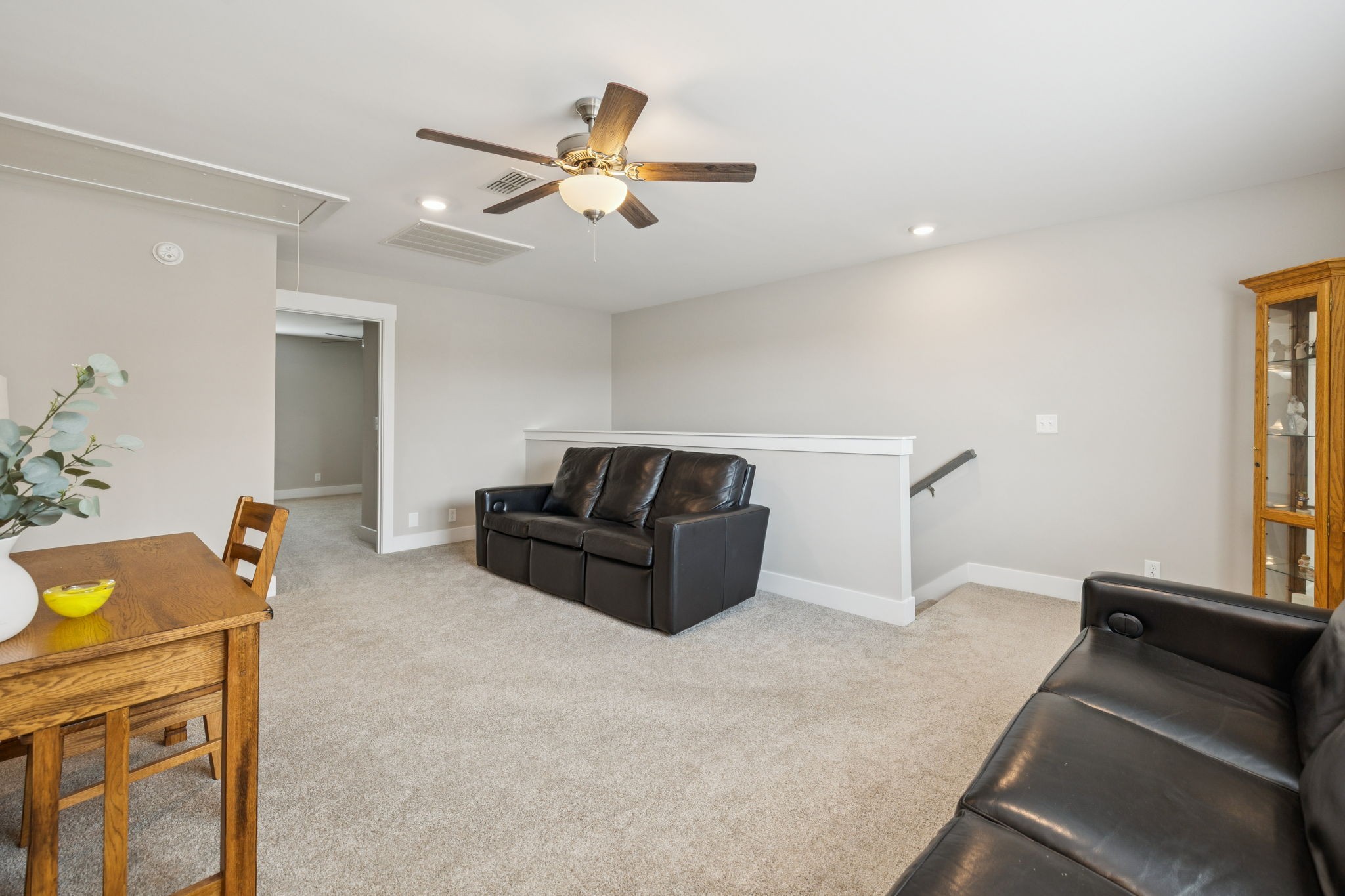 Murfreesboro, Tennessee 37127, United States, 4 Bedrooms Bedrooms, ,4 BathroomsBathrooms,Residential,Active,181544