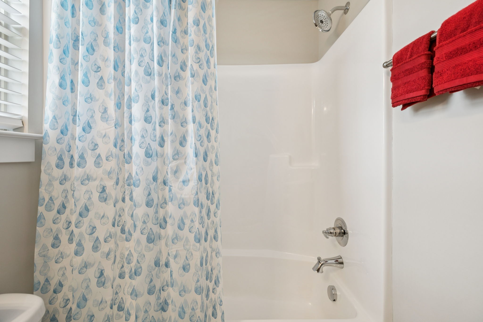 Murfreesboro, Tennessee 37127, United States, 4 Bedrooms Bedrooms, ,4 BathroomsBathrooms,Residential,Active,181544