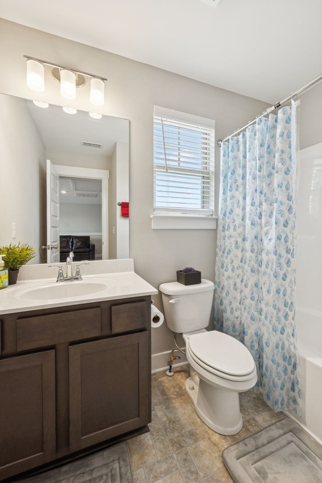 Murfreesboro, Tennessee 37127, United States, 4 Bedrooms Bedrooms, ,4 BathroomsBathrooms,Residential,Active,181544