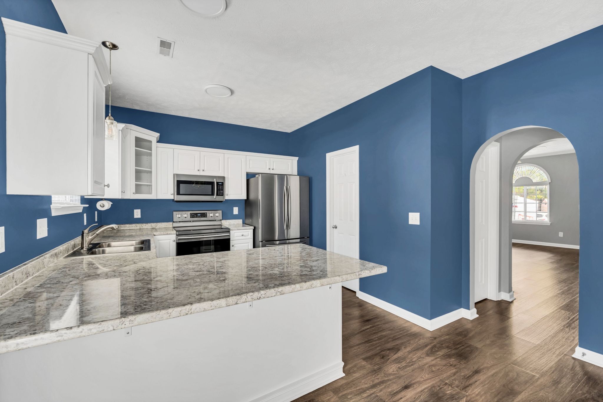 Nashville, Tennessee 37210, United States, 3 Bedrooms Bedrooms, ,3 BathroomsBathrooms,Residential,Active,30471